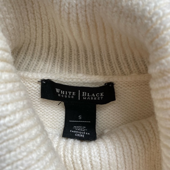White House Black Market sweater - Picture 3 of 4